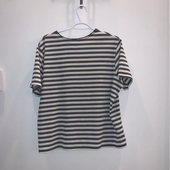 VINTAGE T-SHIRT - LAURA SCOTT (M) - Picture 2 of 2